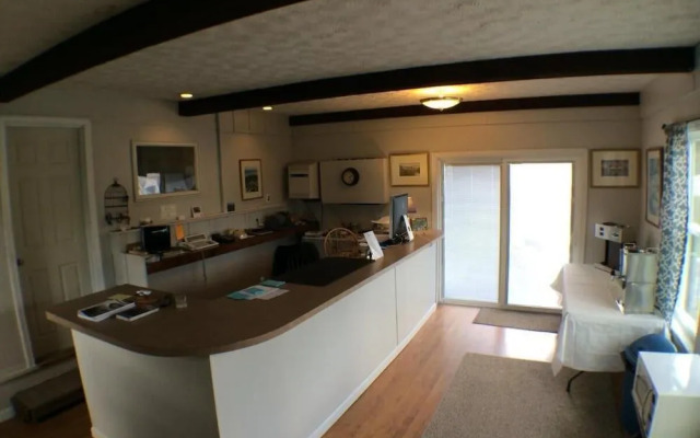 Bourne's Ocean Acres Motel