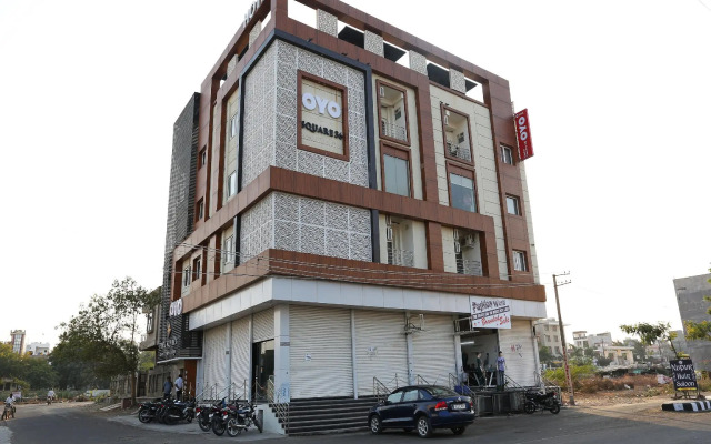 Capital O 5758 Hotel Square 36 By Arn Group