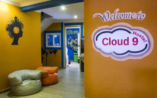 Cloud 9 Hostel