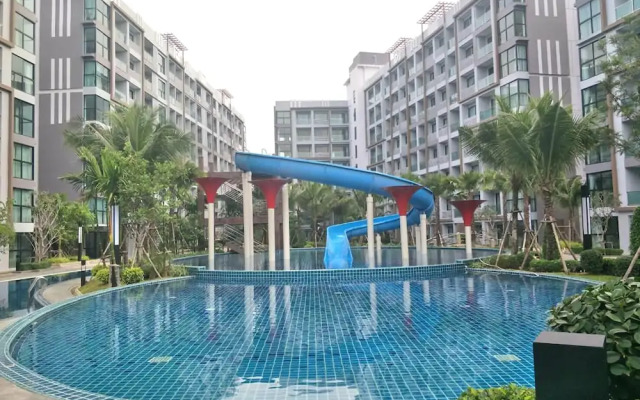 Dusit Grand Park by Mypattayaholiday