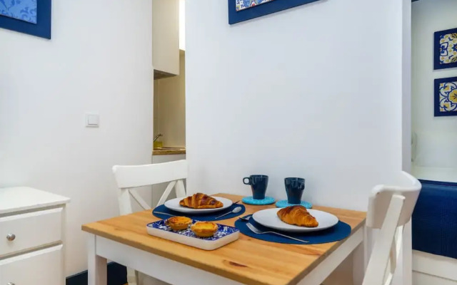 Central Minimalist 1-Bed Great To Explore Lisbon