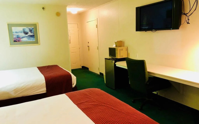 Holiday Lodge