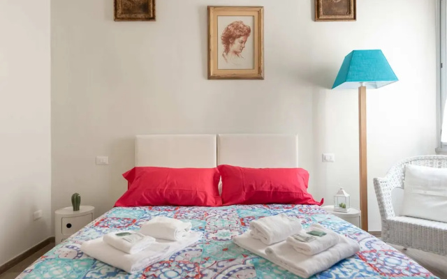 Sanzanobi Apartment