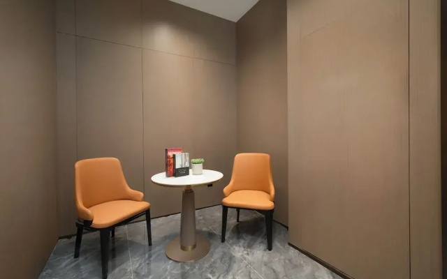 Licheng Platinum Hotel