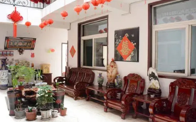 Fushan Hotel