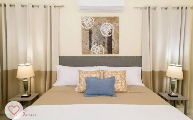 Coolshade Villa at Richmond