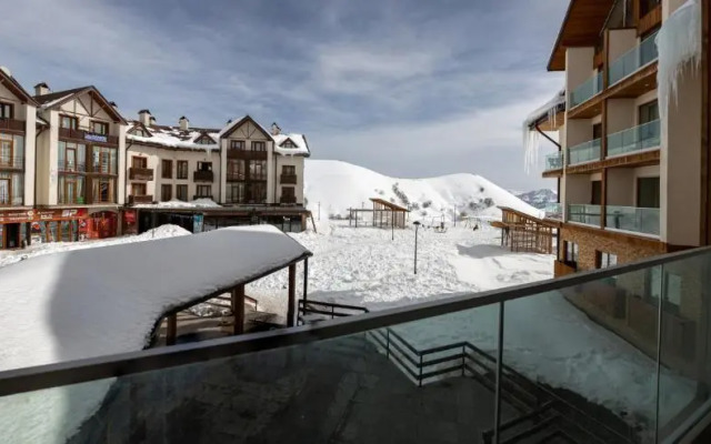 Redco, New Gudauri, block II