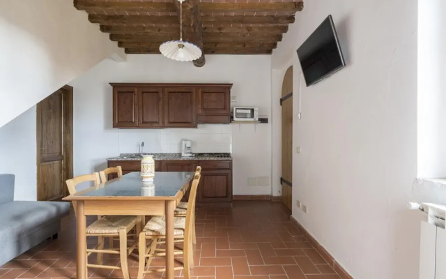 Attractive Villa in Montespertoli With Swimming Pool