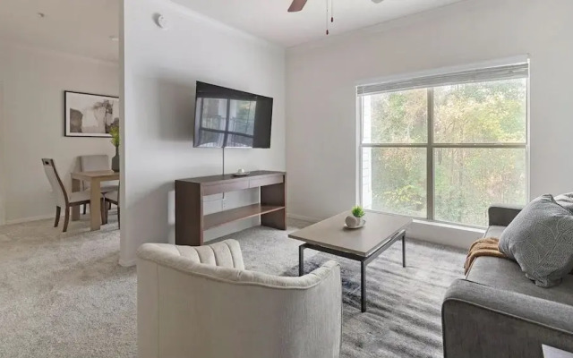 Landing Apartments Jacksonville - Southside