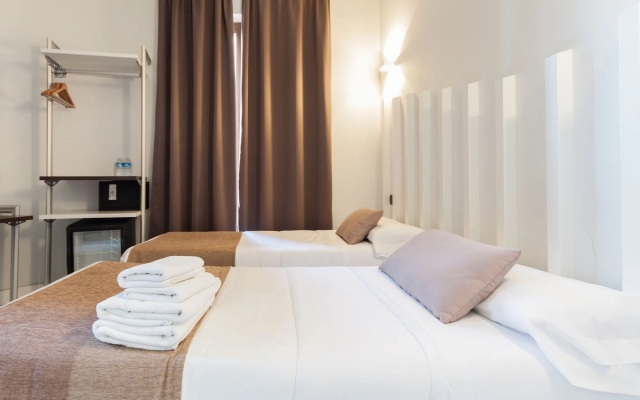 Hostal Charlotte