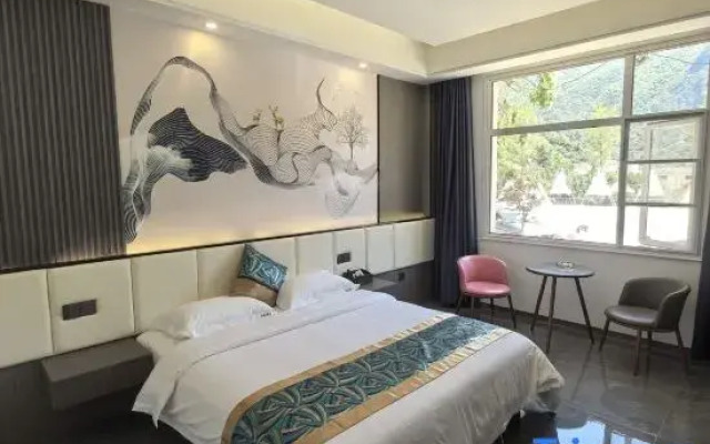 Shennongjia Mangu Homestay