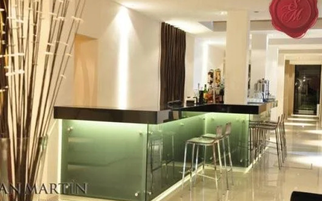 San Martin Plaza Hotel