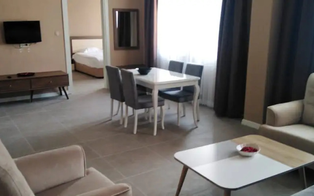 Kumru Suitesseda Pansi̇yon