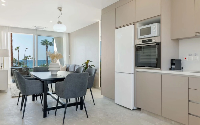 Phaedrus Living: Seaview Luxury Flat Limnaria 150