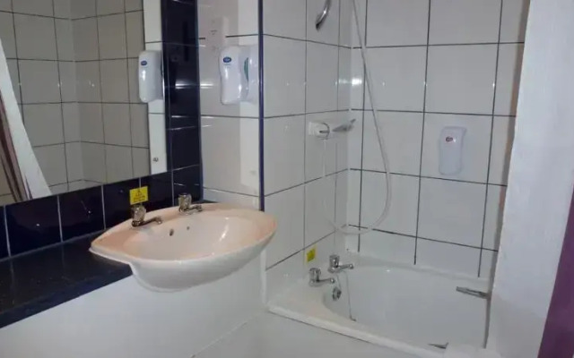 Premier Inn Blackburn North West