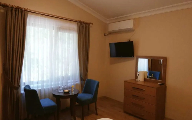 Kizkalesi Hotel