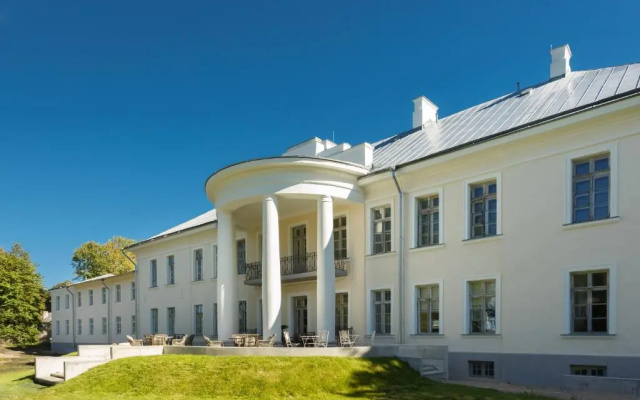 Kernu Manor