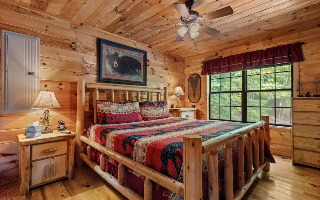 Caught Ya Peek'n 1 Bedroom Cabin by RedAwning