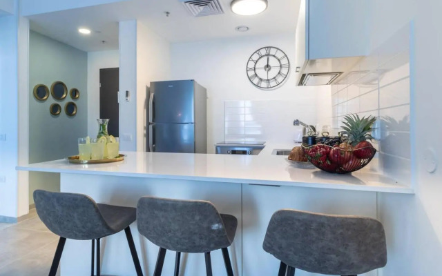 Beautiful 1 bedroom in great central area