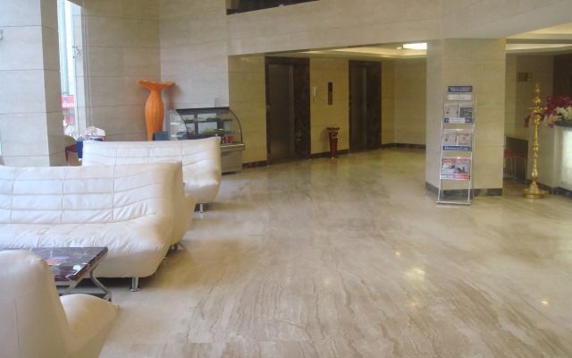 Hotel Chennai Le Palace