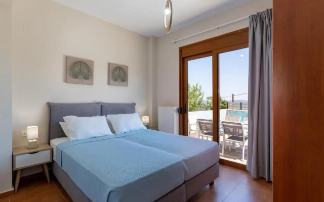 Linari Villa, a peaceful & cozy 2bdr villa with private pool!