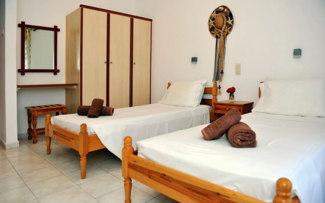 Marina Hotel