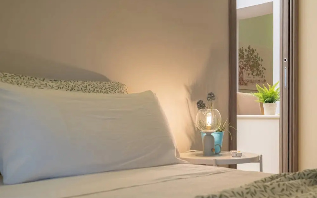 Central Cozy Apartment 70m2 In '700s Baroque Building