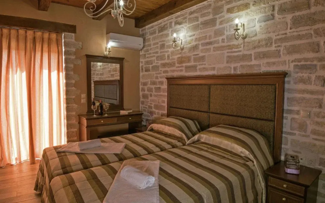 Luxurious Villa With Private Pool, Near a Couple of Restaurants & Sandy Beach