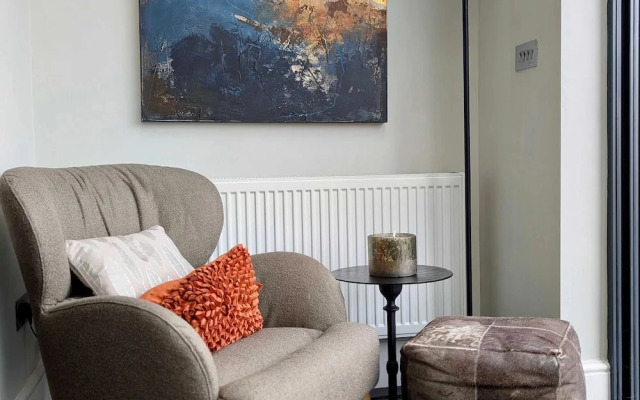 2 Private Ensuite Rooms Shared With Friendly Host