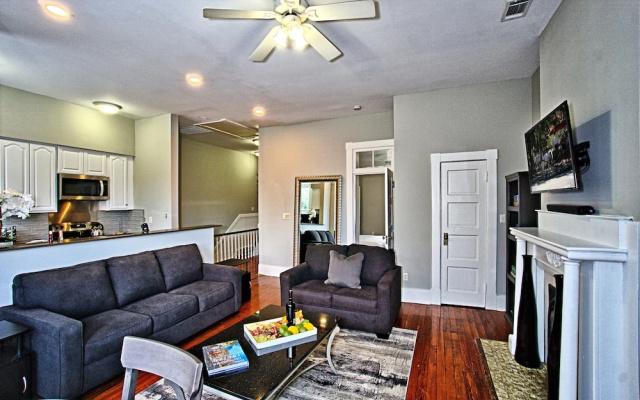 2 Bed Home in Downtown Savannah
