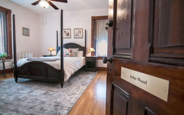 George Washington Wood Bed & Breakfast