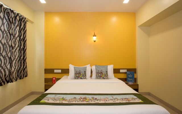 OYO 10679 Hotel Nanashree Executive