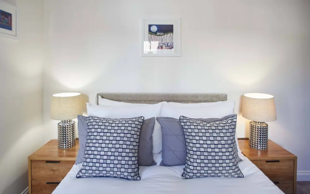 Host & Stay | The Old Sweet Shop