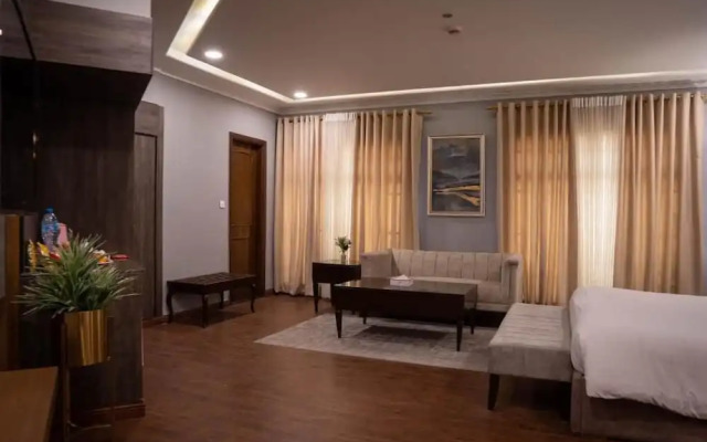 Magnum Inn Lahore