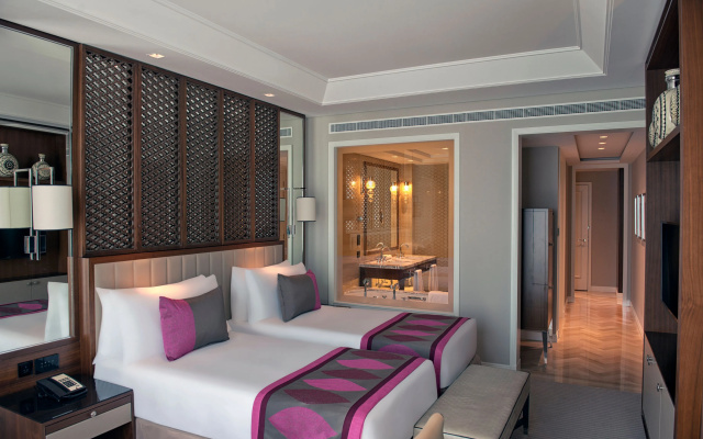 Отель Taj Dubai