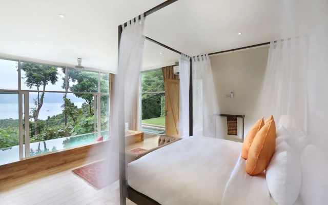 Ambong Pool Villas