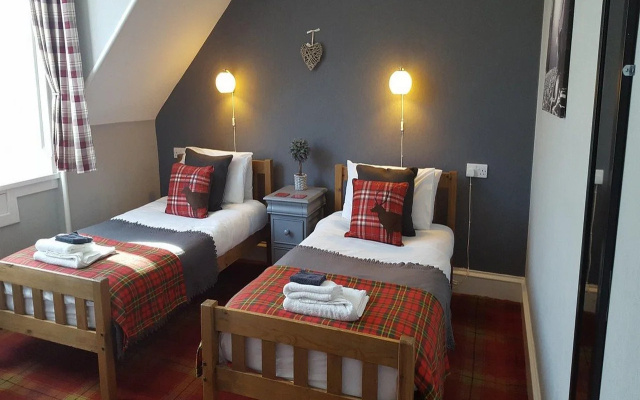 Moorfield House Hotel