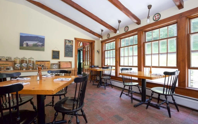 Tucker Hill Lodge