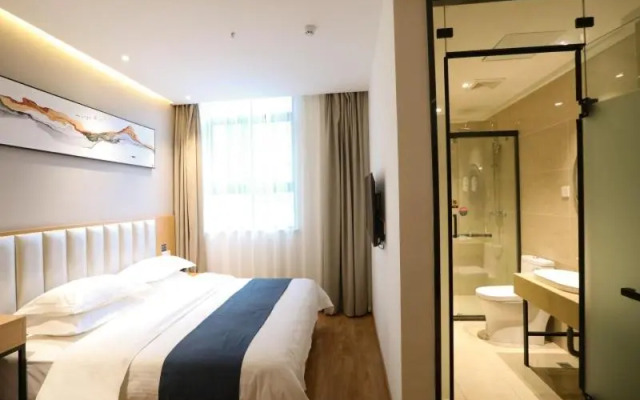 Shell Xinzheng Airport Port Huaxia Avenue Hotel