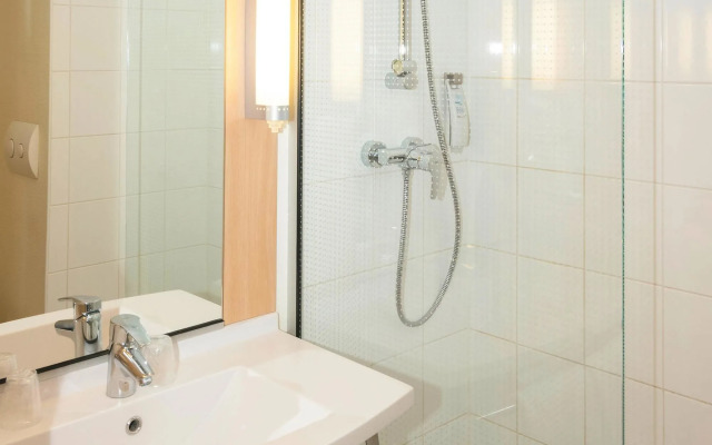 ibis Reims Tinqueux