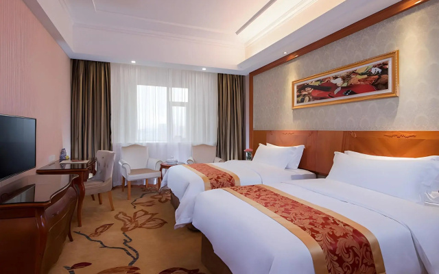 Vienna Hotel Chaoyang High-Speed Train Station