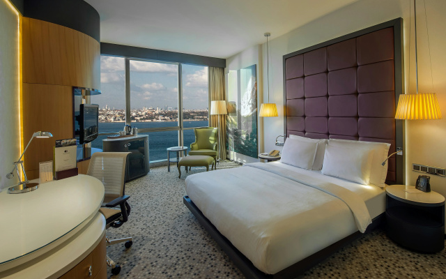 Doubletree by Hilton Istanbul Moda