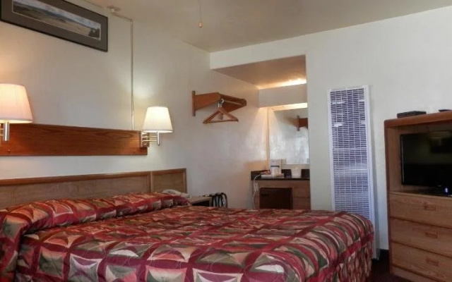 Kiva Motel