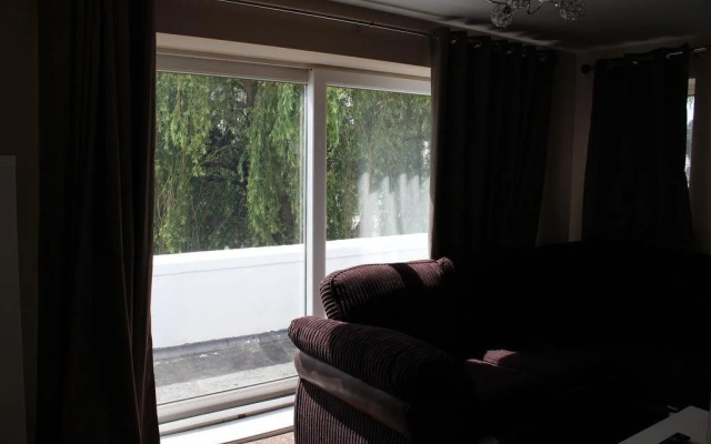 Castleton Boulevard Apartments