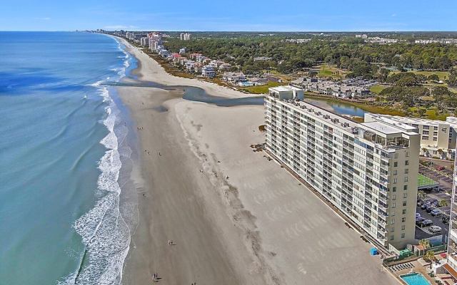 Sands Beach Club Ph1114
