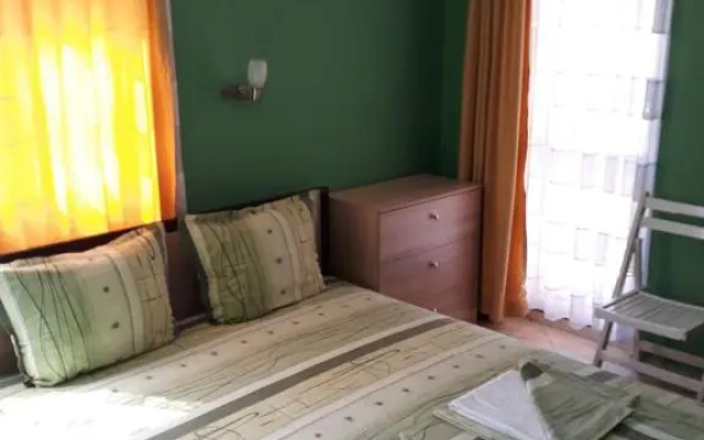 Guest House Yanina