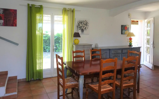 Holiday Home With Pool, Vaison-la-romaine