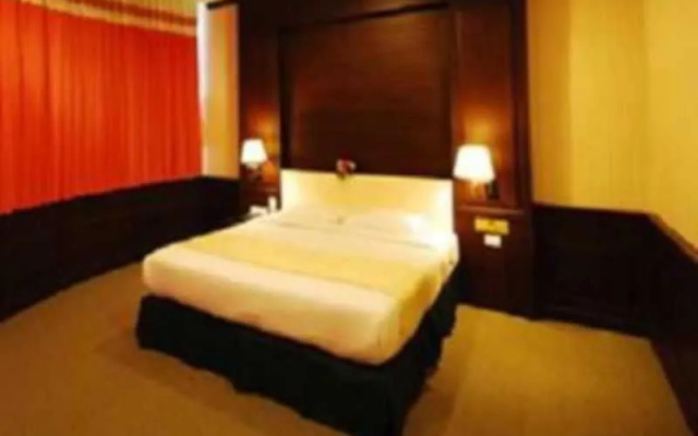 Chainat Thani Hotel