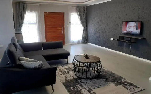 Villa 13 Maun