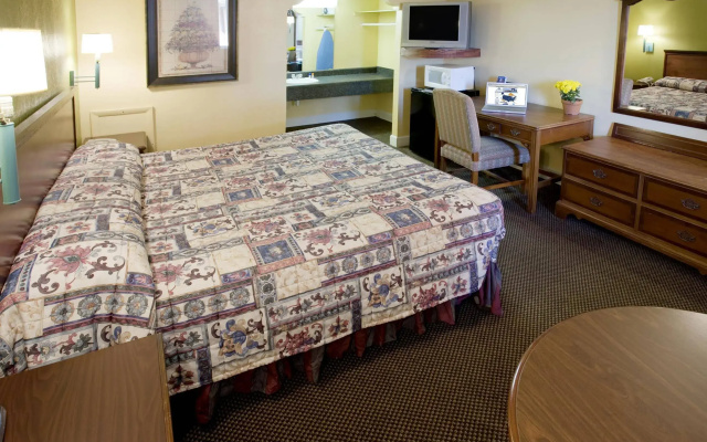Americas Best Value Inn Huntsville